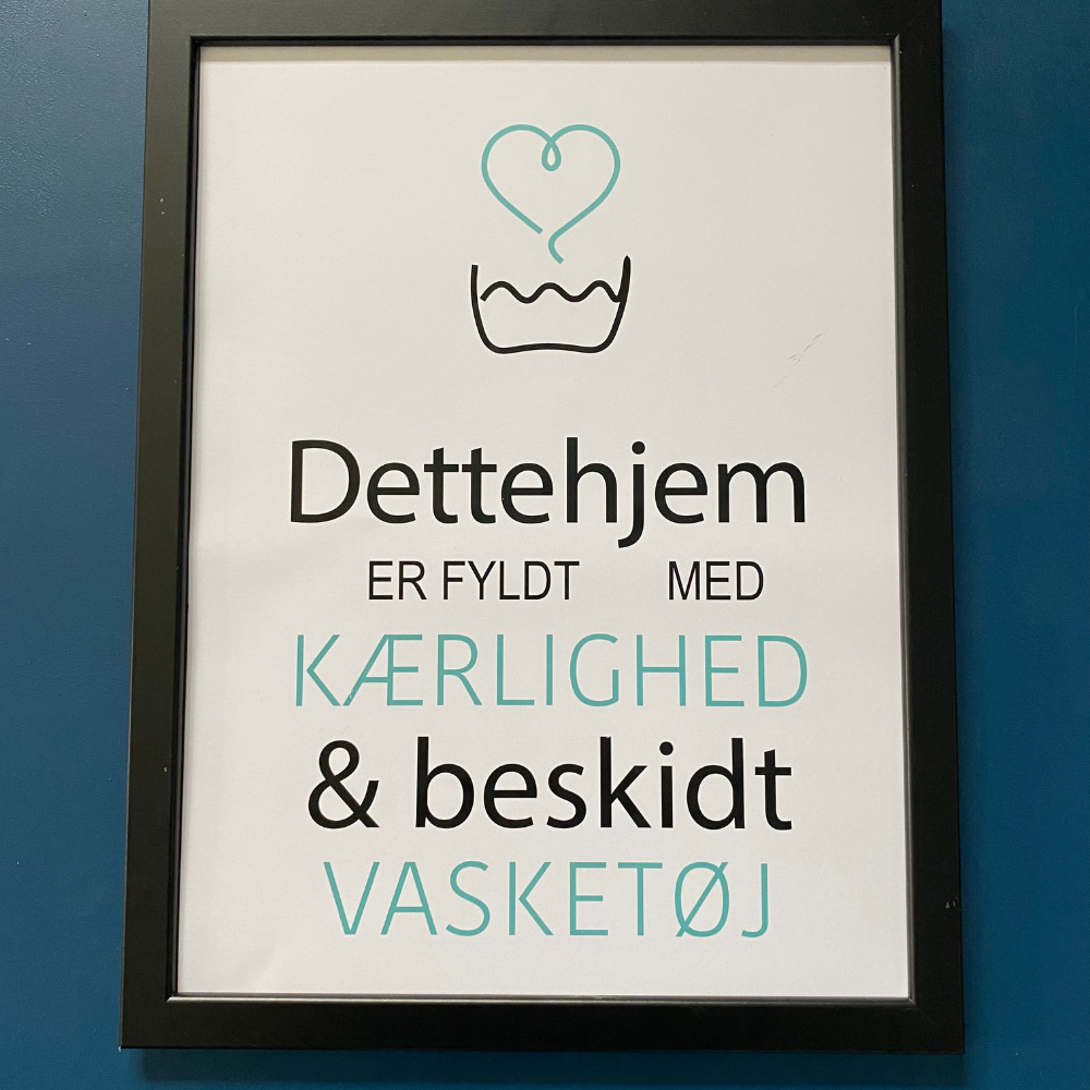 Plakater - "Kærlighed og beskidt vasketøj"