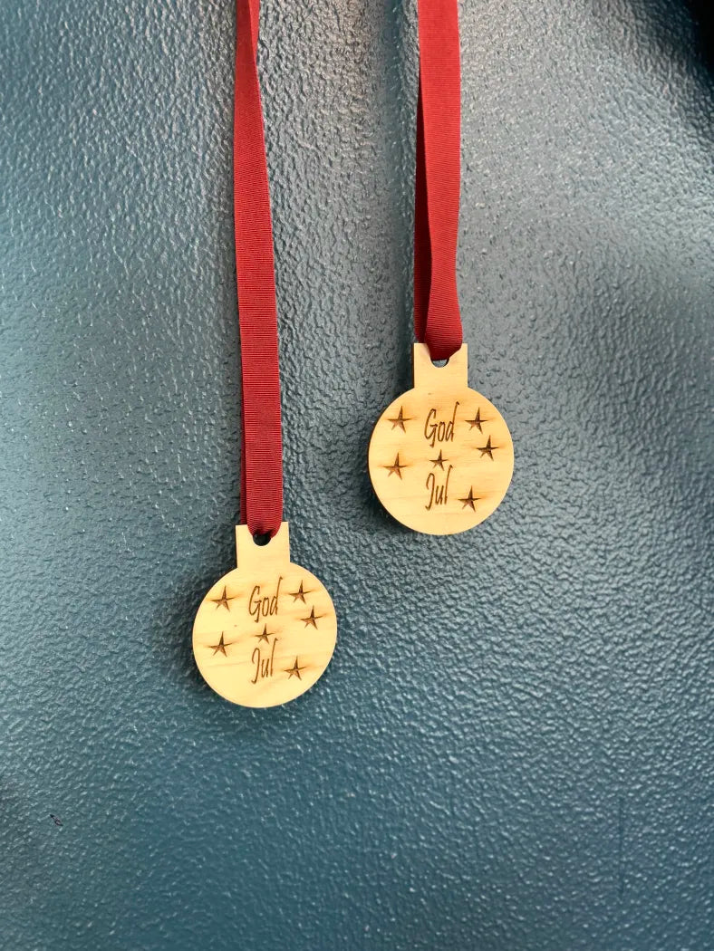 Laser-cuttet julekugler