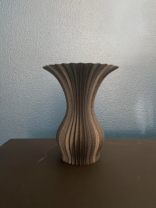 Sort Vase